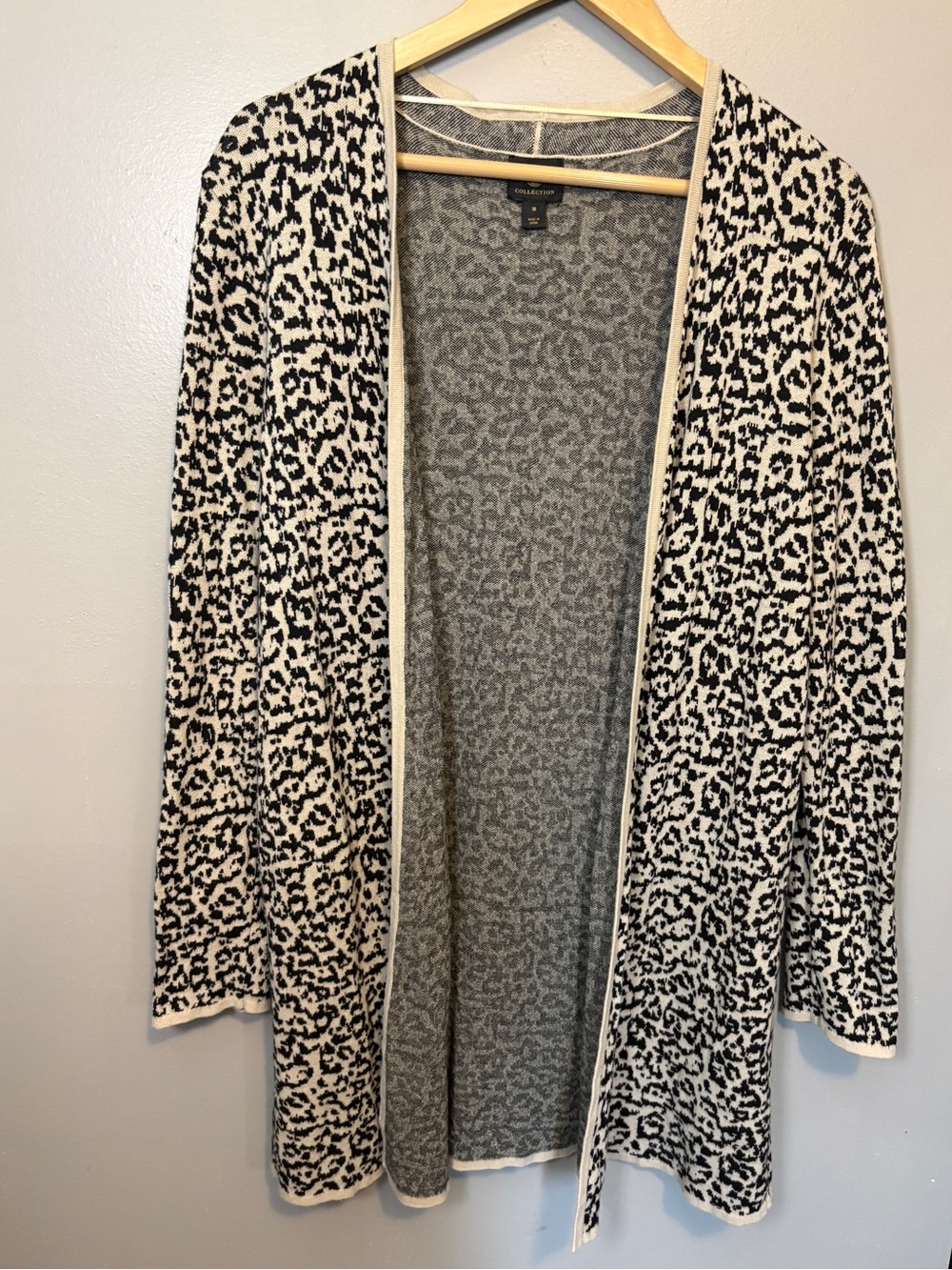 Black and White Animal Print Open Cardigan Size Medium